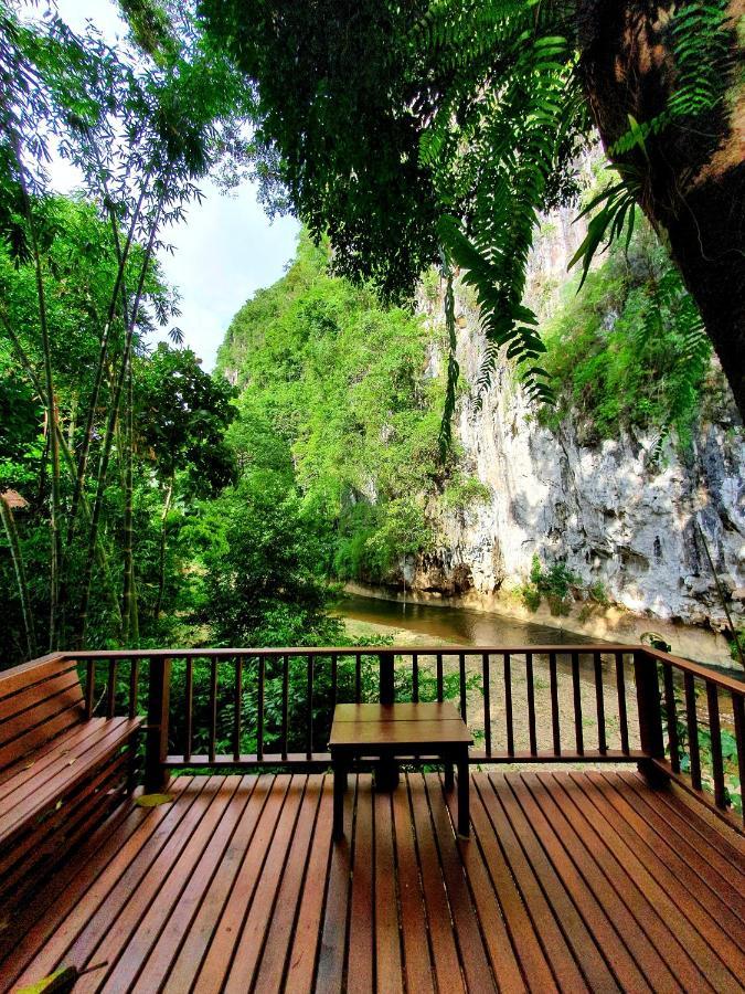 Our Jungle House Hotell Khao Sok National Park Eksteriør bilde